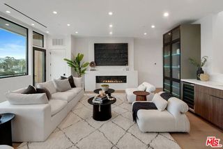 2354 Riverside Drive, Los Angeles, CA 90039