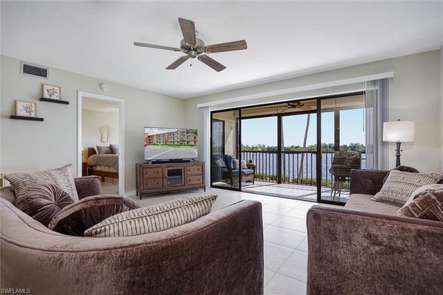 16200 Bay Pointe BLVD 206, North Fort Myers, FL 33917