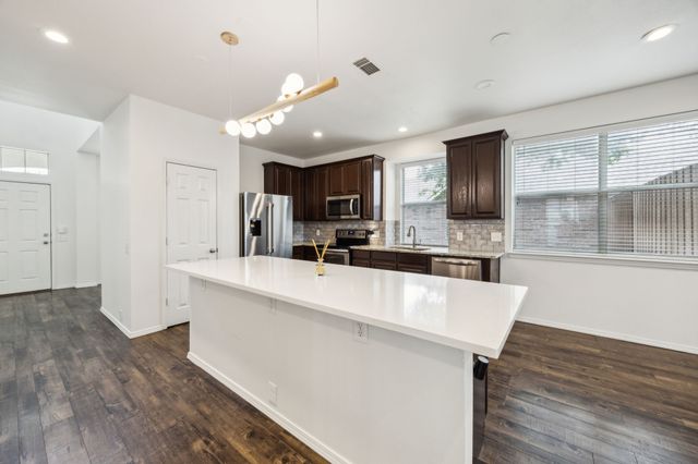 725 Vallejo Drive, Rockwall, TX 75087