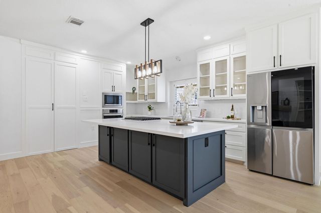 4634 Brazos Bend Drive, Missouri City, TX 77459