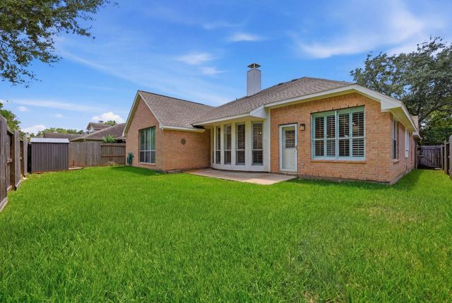 4634 Brazos Bend Drive, Missouri City, TX 77459
