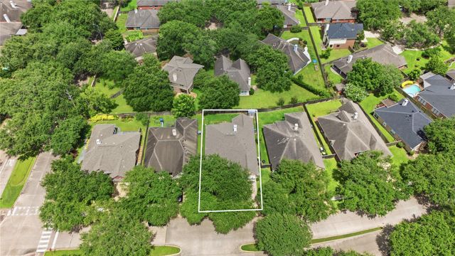 4634 Brazos Bend Drive, Missouri City, TX 77459