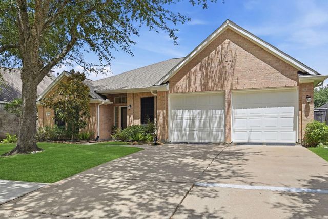 4634 Brazos Bend Drive, Missouri City, TX 77459
