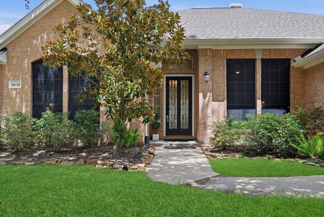 4634 Brazos Bend Drive, Missouri City, TX 77459
