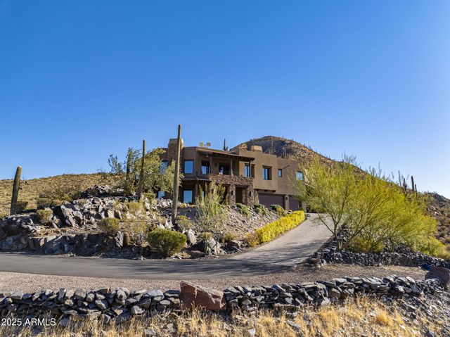 37300 N SCHOOL HOUSE Road, Cave Creek, AZ 85331