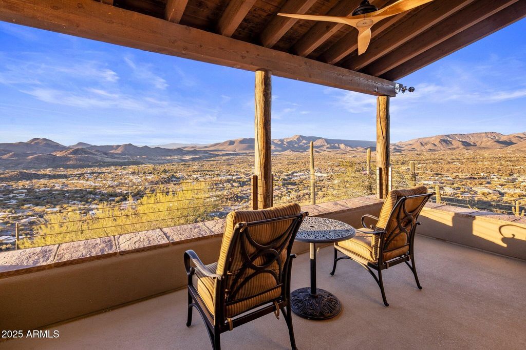 Image 16 of property listing at 37300 N SCHOOL HOUSE Road, Cave Creek, AZ 85331