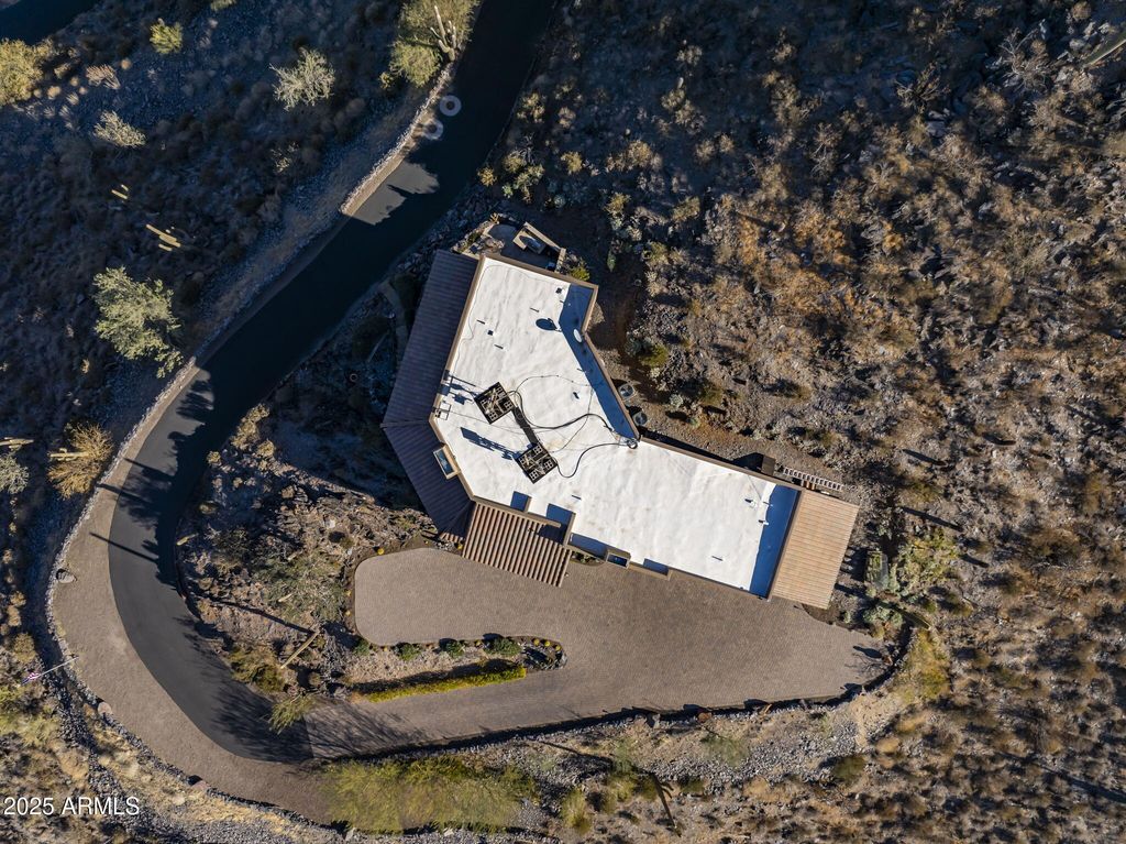 Image 51 of property listing at 37300 N SCHOOL HOUSE Road, Cave Creek, AZ 85331