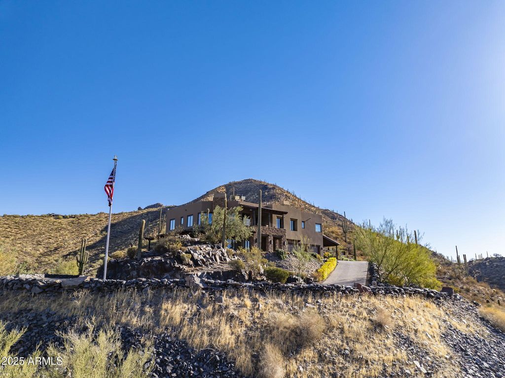 Image 57 of property listing at 37300 N SCHOOL HOUSE Road, Cave Creek, AZ 85331