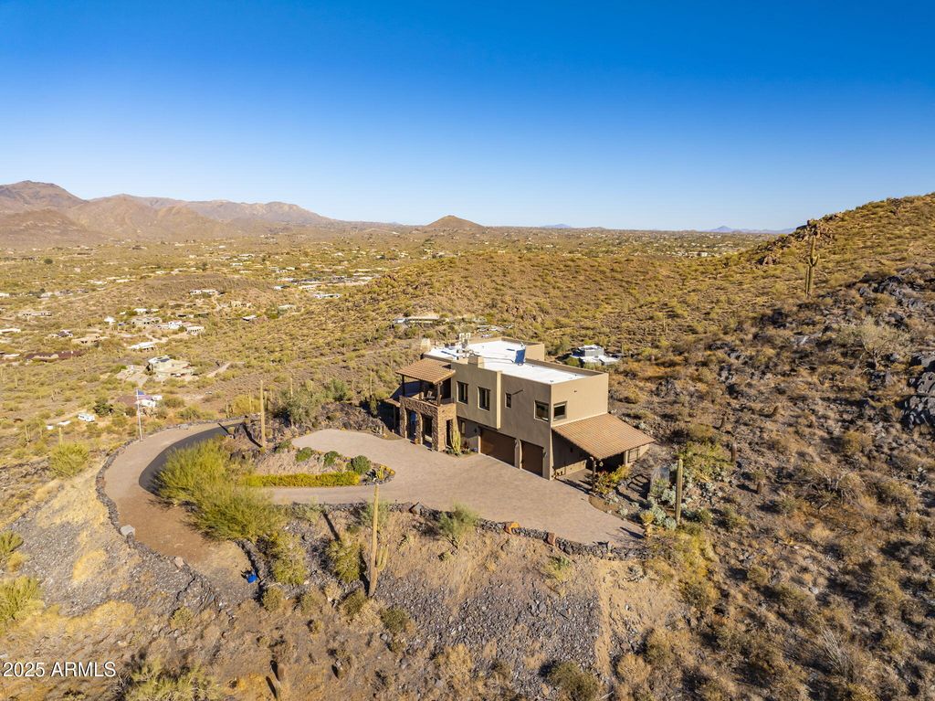 Image 59 of property listing at 37300 N SCHOOL HOUSE Road, Cave Creek, AZ 85331