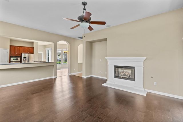 108 Paizano Ct, Roseville, CA 95661