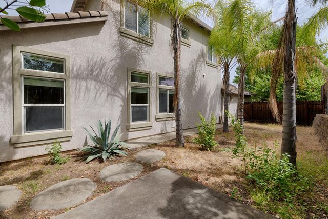 108 Paizano Ct, Roseville, CA 95661