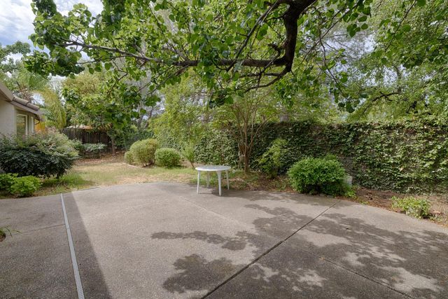 108 Paizano Ct, Roseville, CA 95661