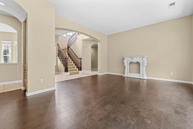 108 Paizano Ct, Roseville, CA 95661