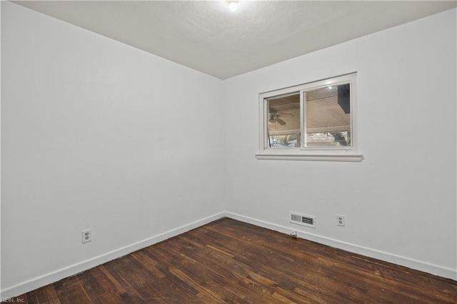 3443 Gamage DR, Norfolk, VA 23518