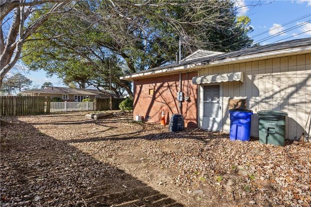 3443 Gamage DR, Norfolk, VA 23518