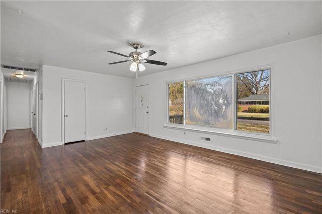 3443 Gamage DR, Norfolk, VA 23518