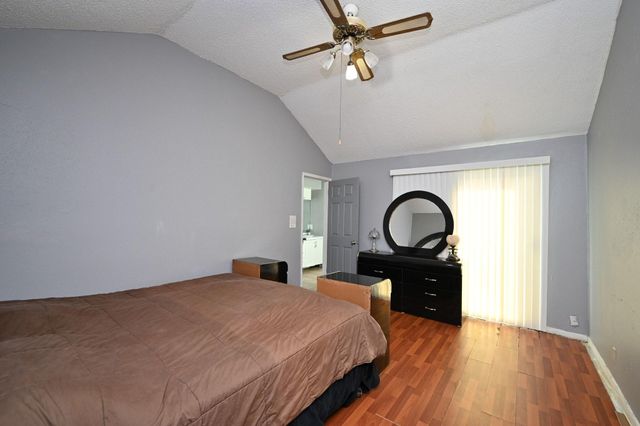 13102 Richmond Avenue, Houston, TX 77082