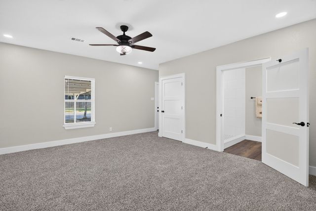 411 S Bowie Drive, Weatherford, TX 76086