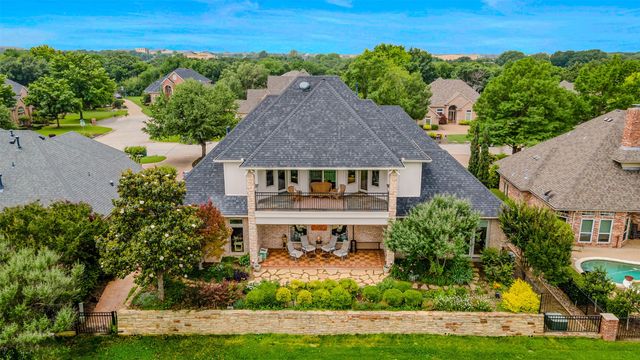 914 Amanda, Mansfield, TX 76063
