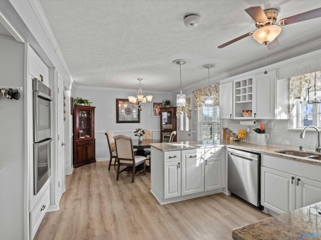 12308 Lakeview Street, Athens, AL 35611