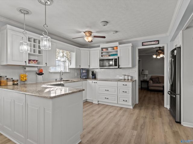 12308 Lakeview Street, Athens, AL 35611