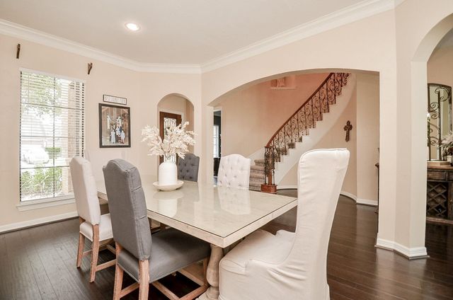 2015 Shadow Bend Drive, Sugar Land, TX 77479