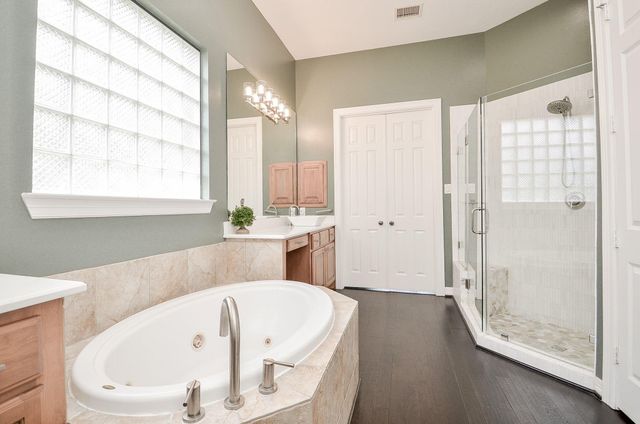 2015 Shadow Bend Drive, Sugar Land, TX 77479