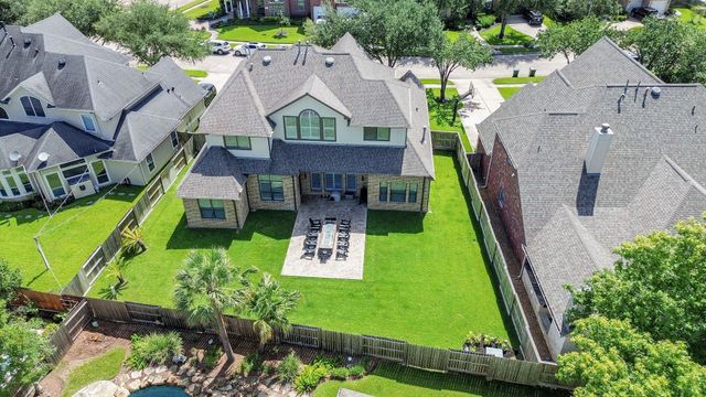 2015 Shadow Bend Drive, Sugar Land, TX 77479