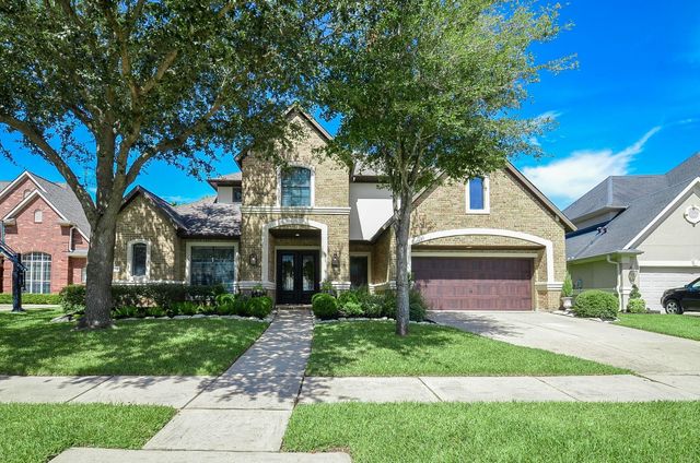 2015 Shadow Bend Drive, Sugar Land, TX 77479