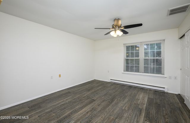 15 Normanton Avenue, Manchester, NJ 08759