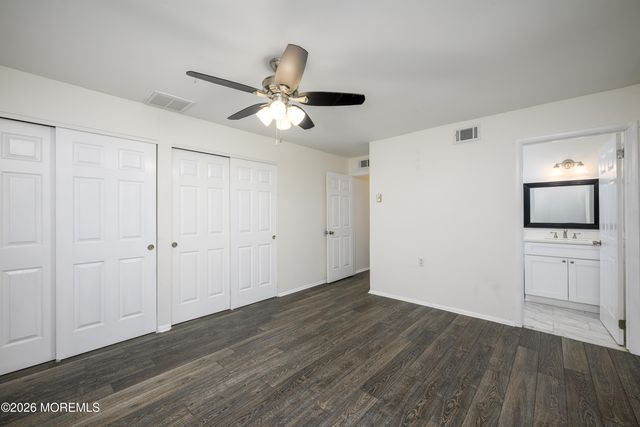 15 Normanton Avenue, Manchester, NJ 08759