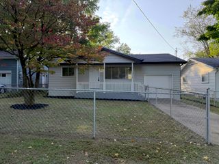 1315 South Newton Avenue, Springfield, MO 65807