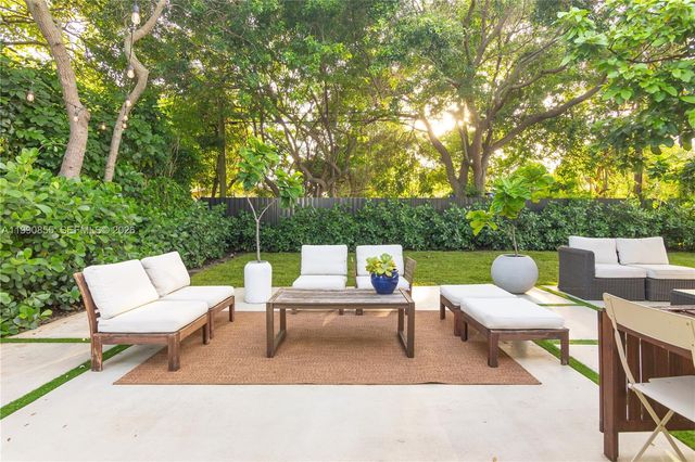 14000 NE 16th Ct, North Miami, FL 33181