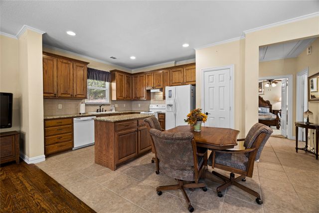 8597 Fallow Run, Larue, TX 75770