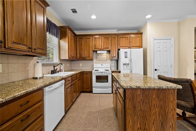 8597 Fallow Run, Larue, TX 75770