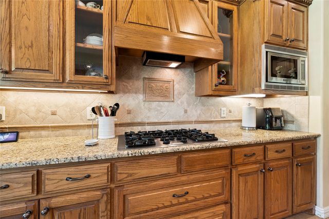 8597 Fallow Run, Larue, TX 75770