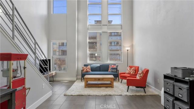 728 N. Santiago Street, Santa Ana, CA 92701