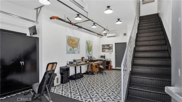 728 N. Santiago Street, Santa Ana, CA 92701