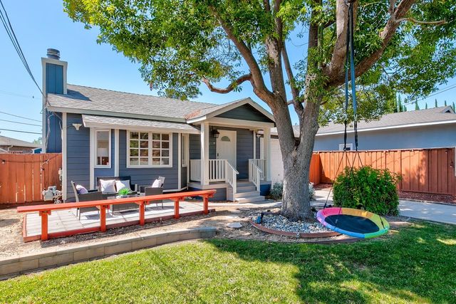 1018 Hazel Avenue, Campbell, CA 95008