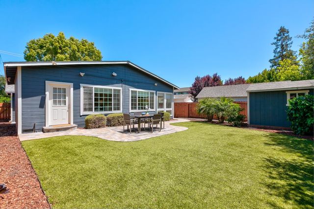 1018 Hazel Avenue, Campbell, CA 95008