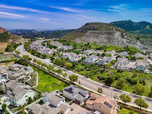 21623 Deer Grass, Escondido, CA 92029