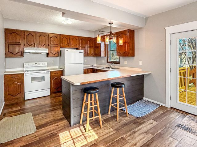 352 3rd Street, Tracy, MN 56175