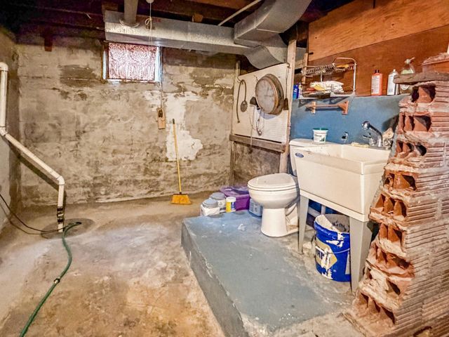 352 3rd Street, Tracy, MN 56175