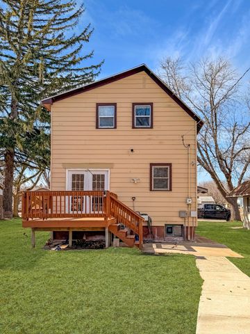 352 3rd Street, Tracy, MN 56175