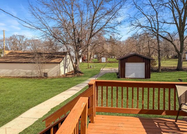 352 3rd Street, Tracy, MN 56175