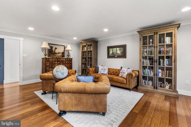918 HAMILTON DR, Yardley, PA 19067
