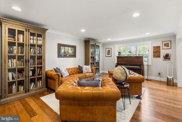 918 HAMILTON DR, Yardley, PA 19067
