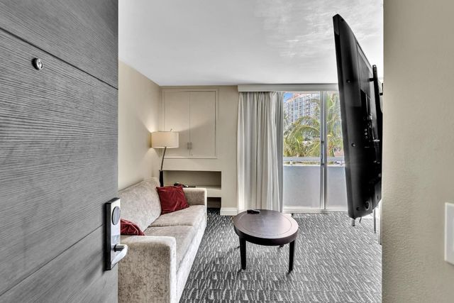 2670 E Sunrise Boulevard 326, Fort Lauderdale, FL 33304