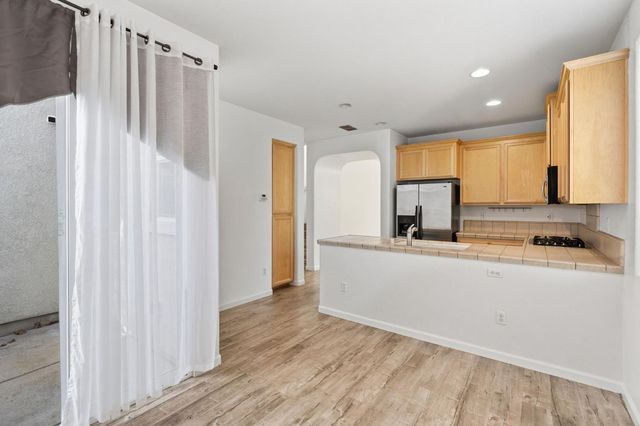 3420 Tice Creek Way, Sacramento, CA 95833