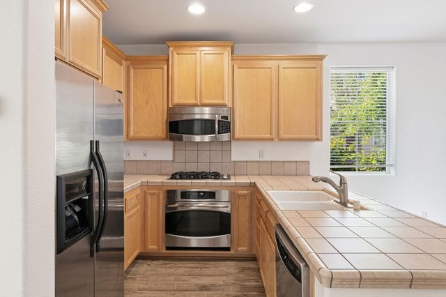 3420 Tice Creek Way, Sacramento, CA 95833